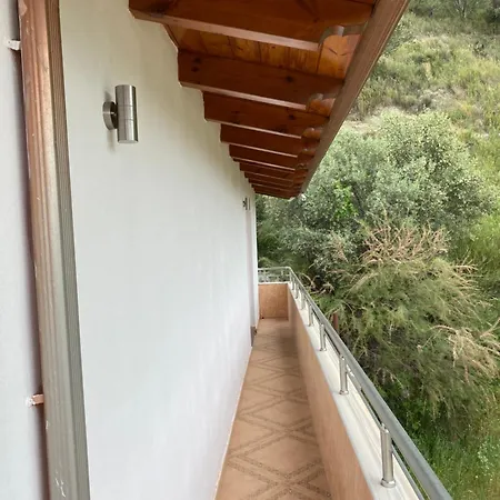 Geri's Πανσιόν Vlorë